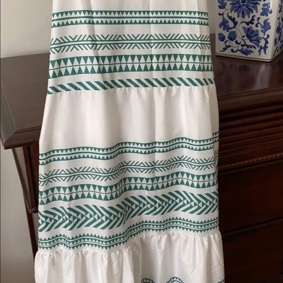 Flowy Maxi dress - Picture 3 of 7